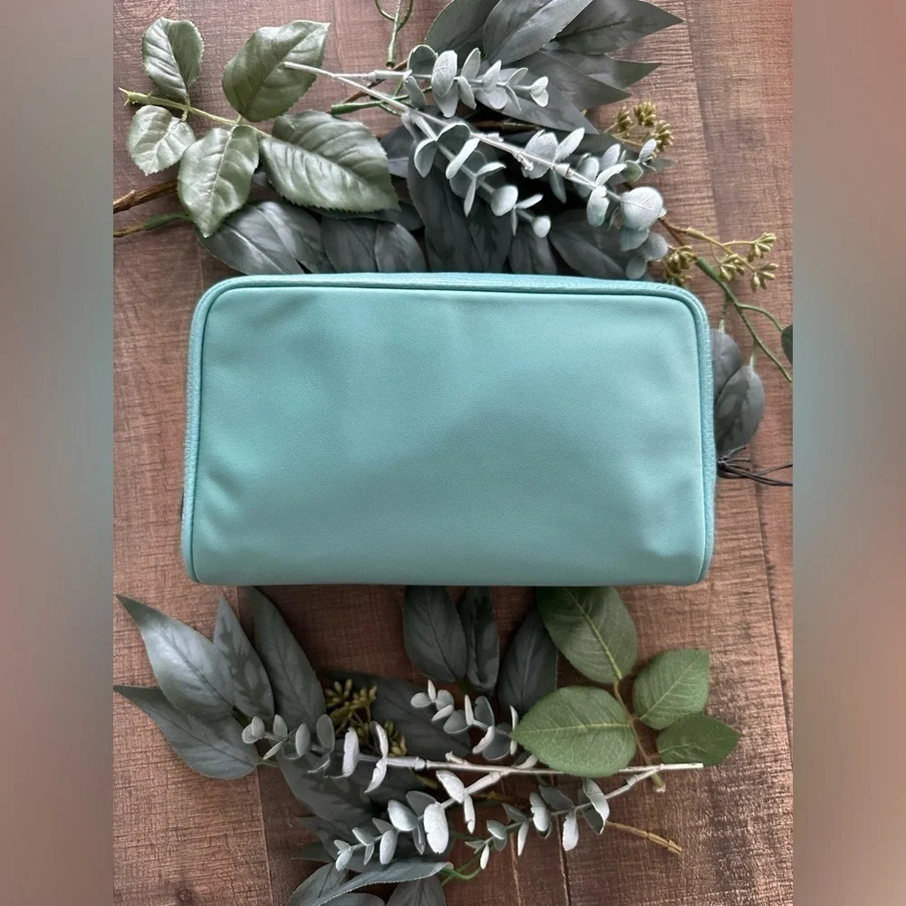 Coach Bag Cosmetic NWT - Picture 2 of 7